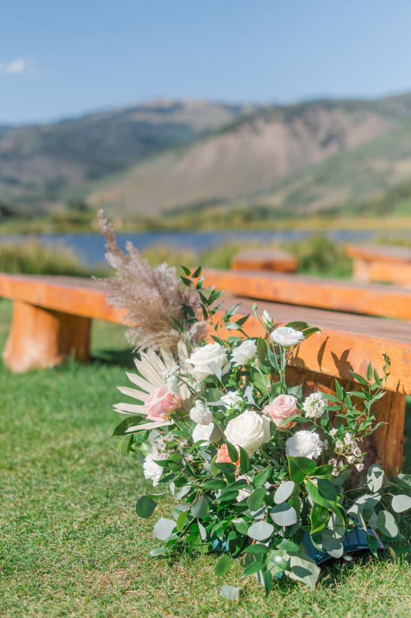 Details of a bouquet of flowers set up for a wedding ceremony
